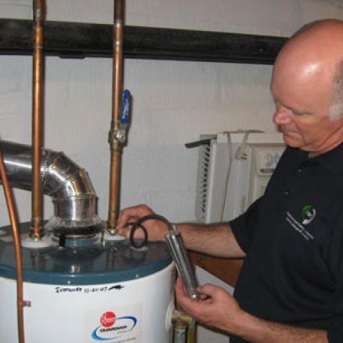 Testing water heater during energy audit