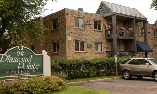 Diamond Pointe Apartments in South Minneapolis