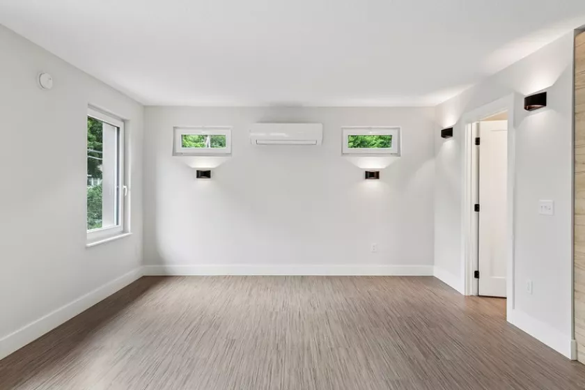 Mini split in studio apt