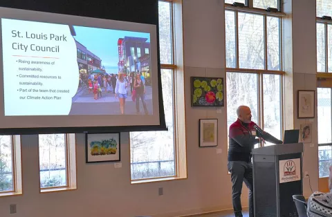 Thom Miller presenting