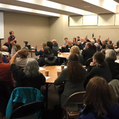Residents at Minneapolis community solar garden workshop