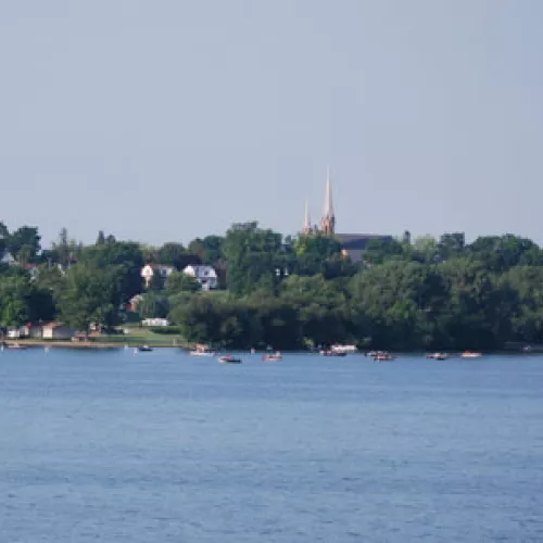 The city government of Waverly, Minnesota will offset 100 percent of its electricity through a solar garden subscription.