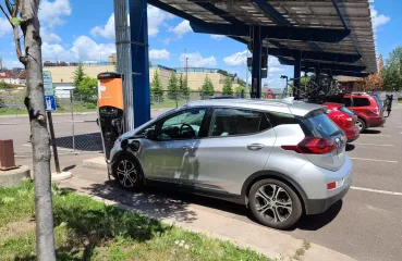 duluth solar carport chargers
