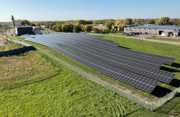Hutchinson Utilities Commission solar array