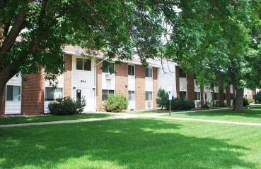 Westbrook Apartments. Photo by Colin Jones.