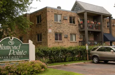 Diamond Pointe Apartments in South Minneapolis