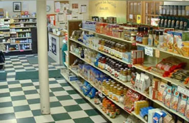 Aisles in Pomme de Terre Foods in Morris