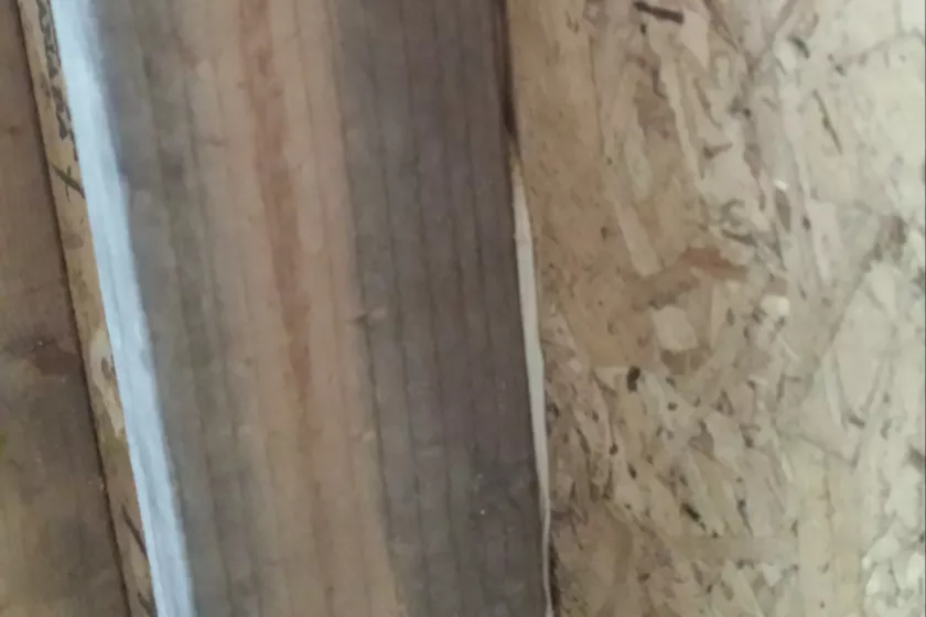 Sealed wall structure